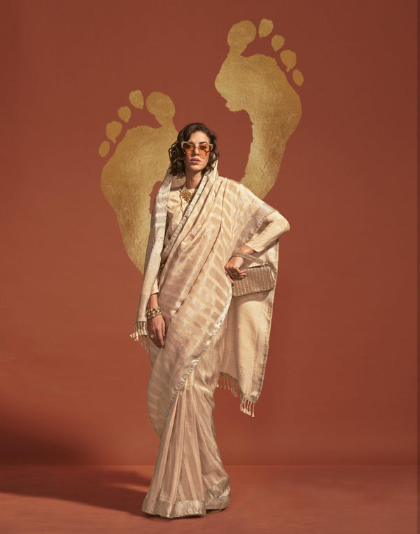 Classic Off-White Handloom Silk Stylish Sari For All Occasion - Fashion Nation